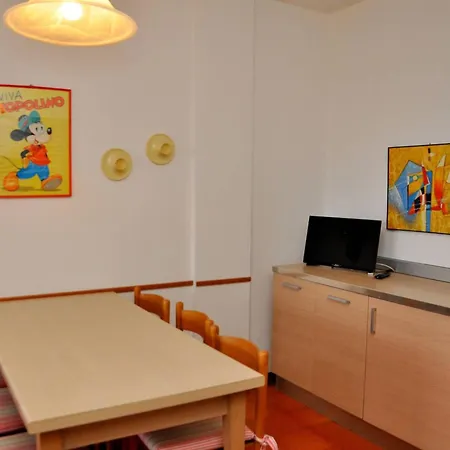 Sea View Flat Few Steps From The