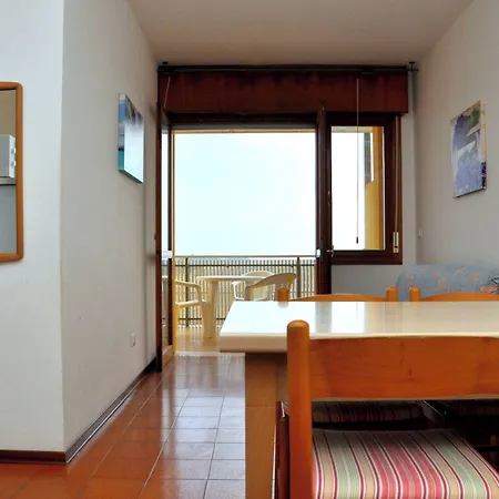 Sea View Flat Few Steps From The