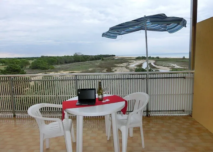 Sea View Flat Few Steps From The * Bibione