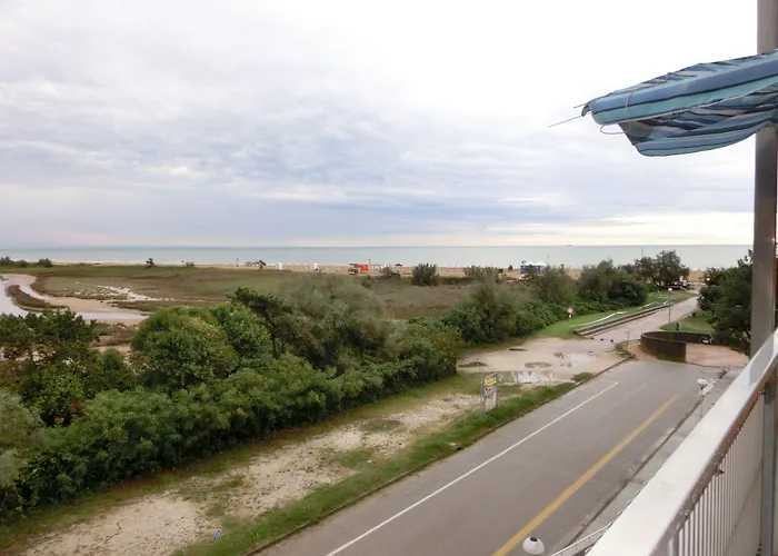 Sea View Flat Few Steps From The Apartment *